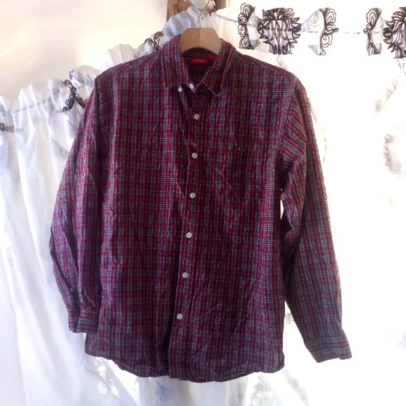 Arrow shirt size (14/16). (Box 22) - Picture 1 of 3